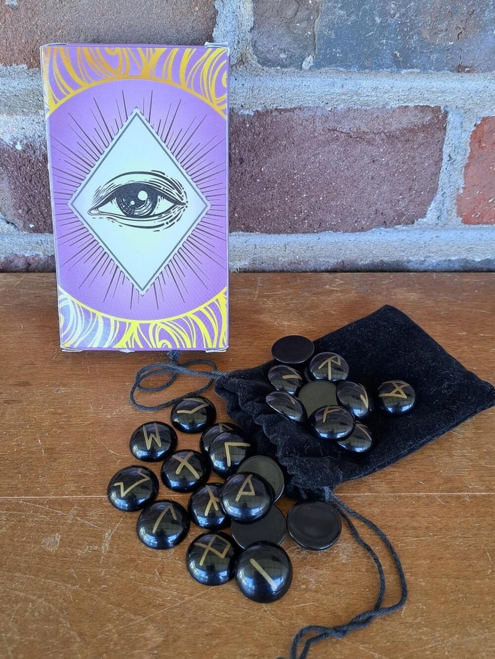 Tarot & Runes Divination Bundle